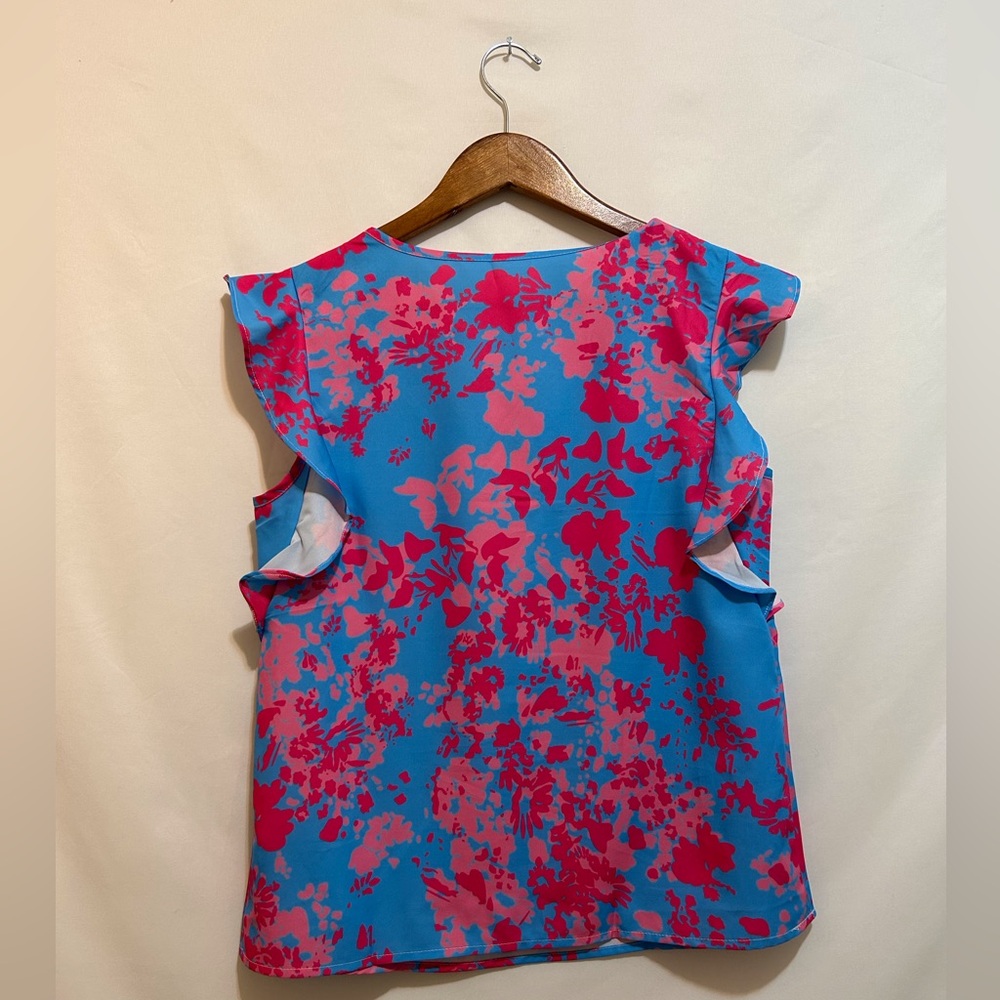 New Floral Blue/Pink Blouse Women’s Size 6/Medium - Great condition! - Picture 2 of 6